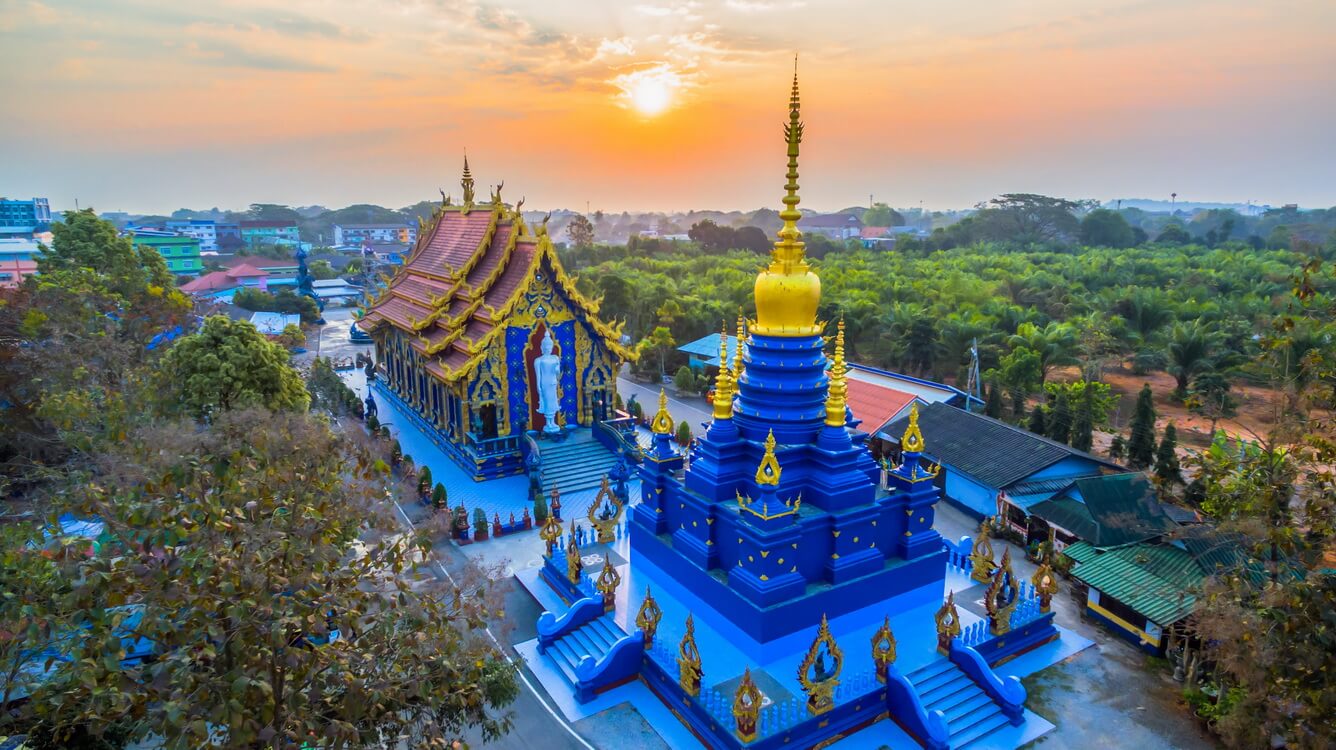 Chùa Xanh - Wat Rong Seur Ten (Blue Temple) - WinWay Travel